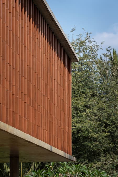 The Stoic Wall Residence